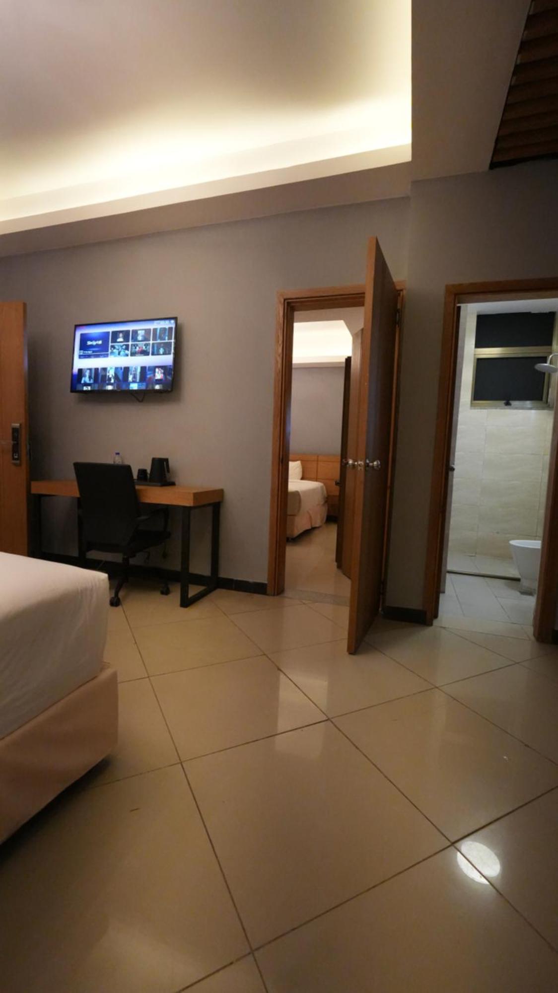 Mazeki Addis Boutique Hotel ภายนอก รูปภาพ