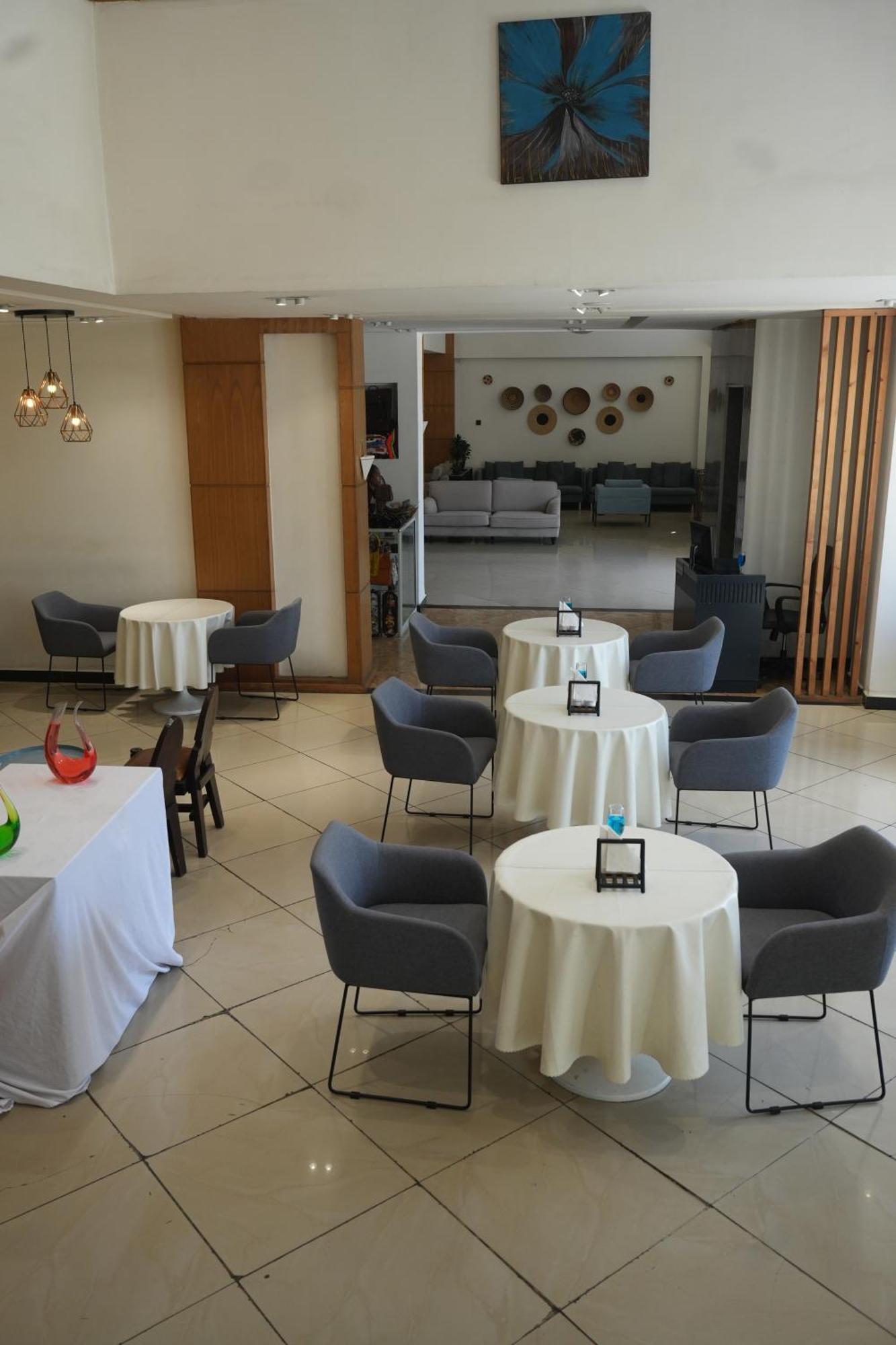 Mazeki Addis Boutique Hotel ภายนอก รูปภาพ
