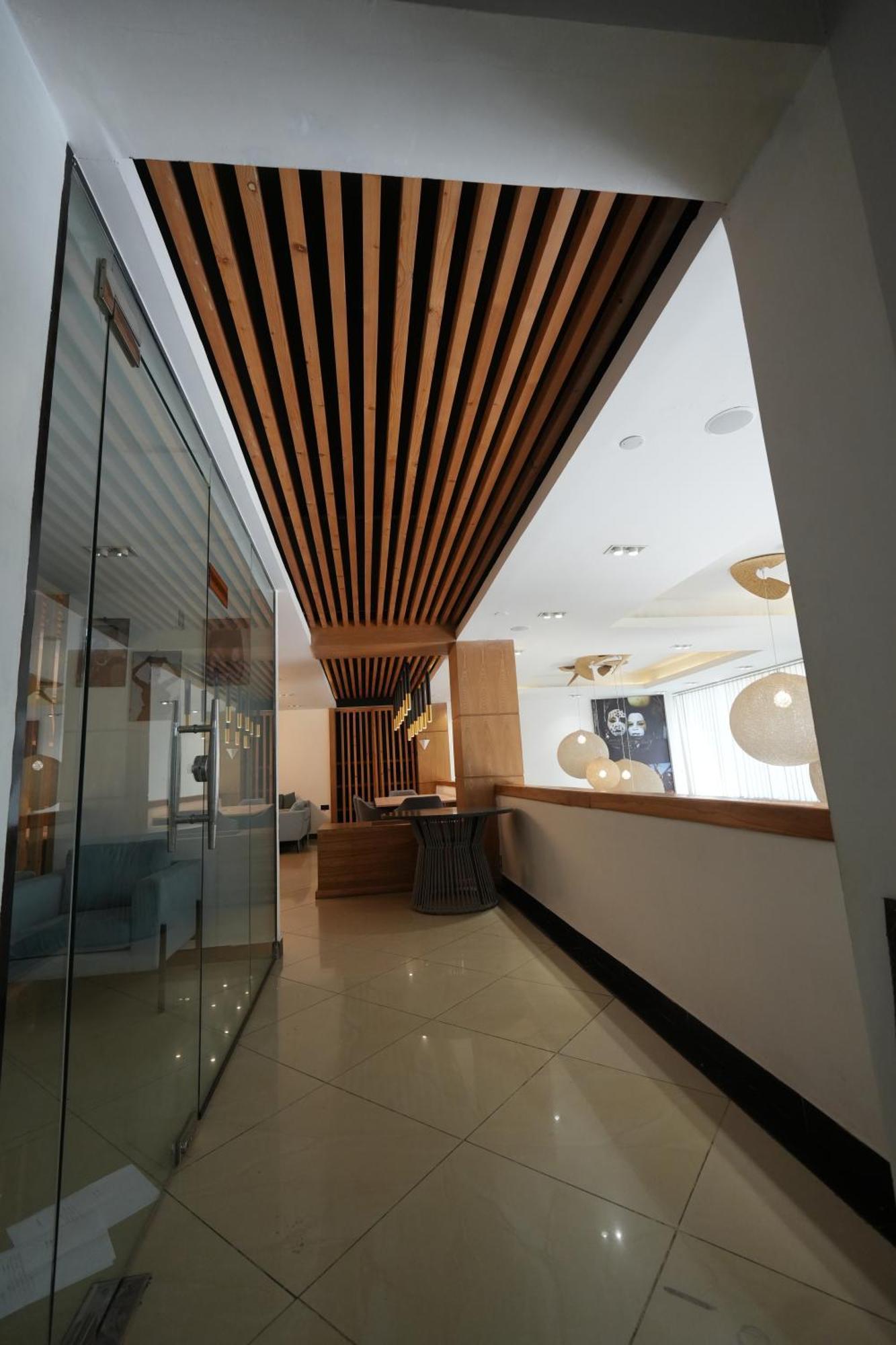 Mazeki Addis Boutique Hotel ภายนอก รูปภาพ
