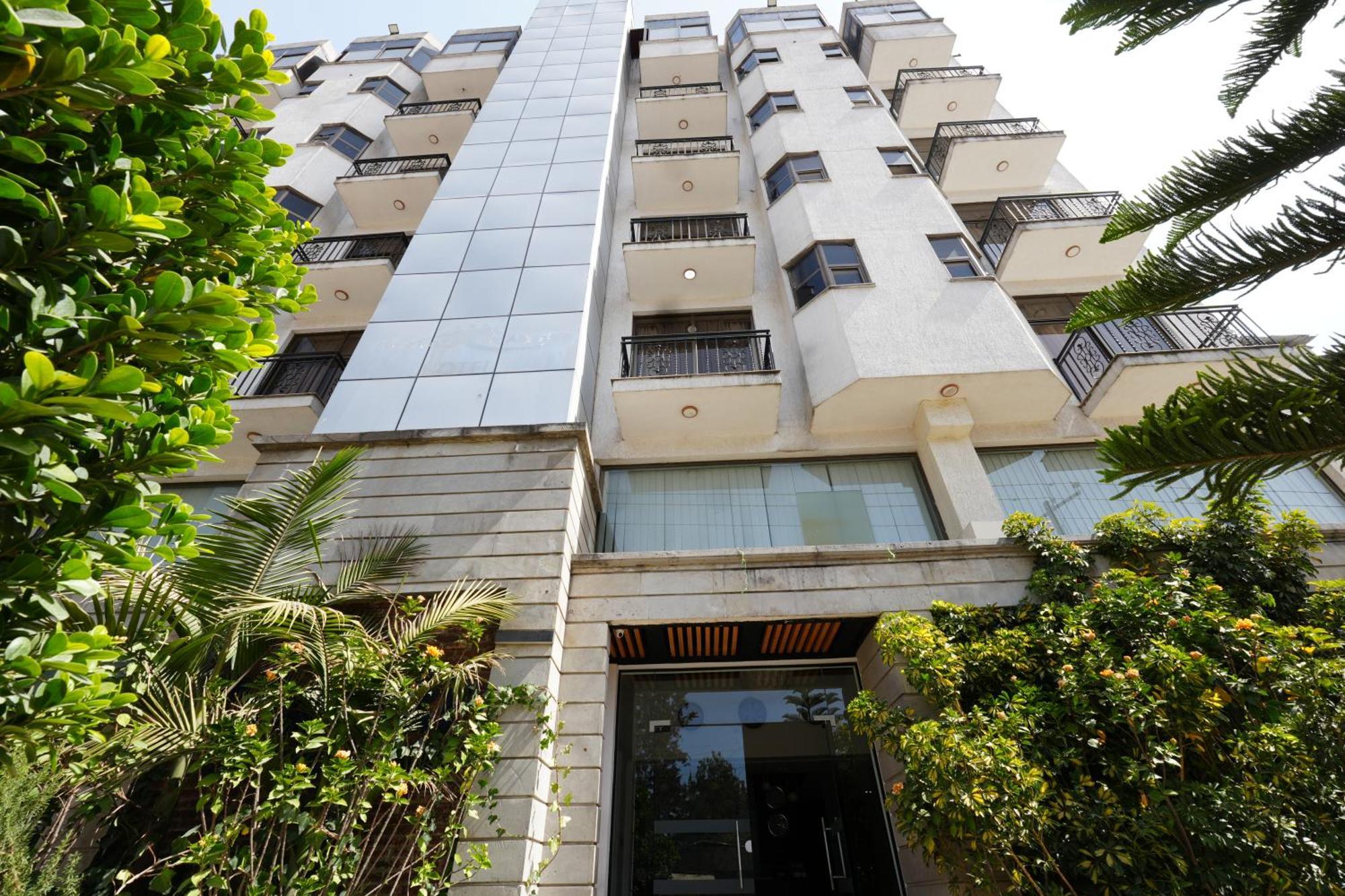 Mazeki Addis Boutique Hotel ภายนอก รูปภาพ