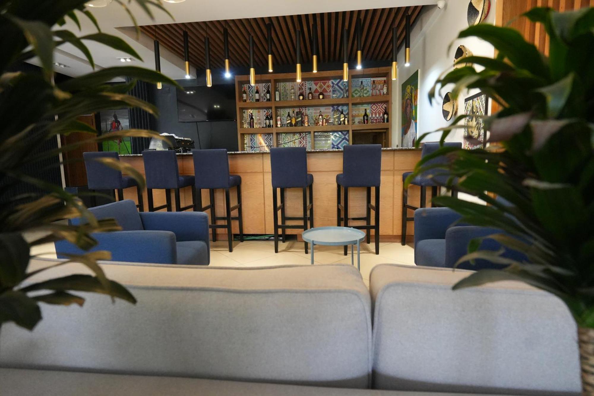 Mazeki Addis Boutique Hotel ภายนอก รูปภาพ